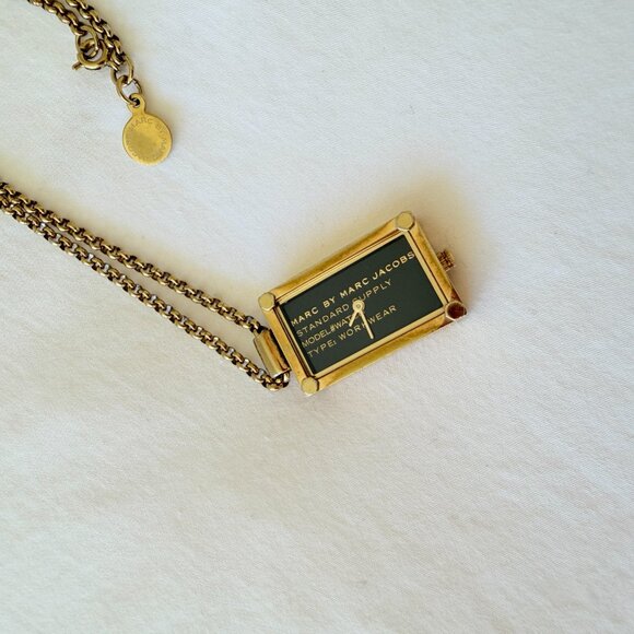 Marc By Marc Jacobs Gold Chain Watch Pendant - Picture 11 of 15